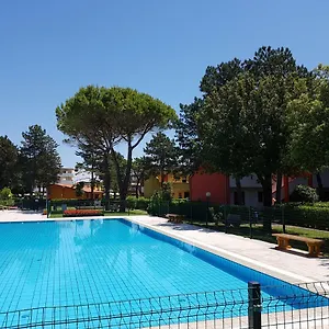Adriella Apartment